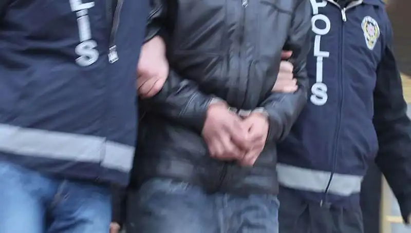 Konya'da Şok İfşaat: Dolandırıcılık Operasyonu ile 13 Kişi Tutuklandı!