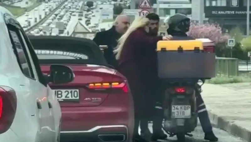 D-100'de Kan Donduran Anlar: Motokuryeye Silah Çekmek Ne Demek?