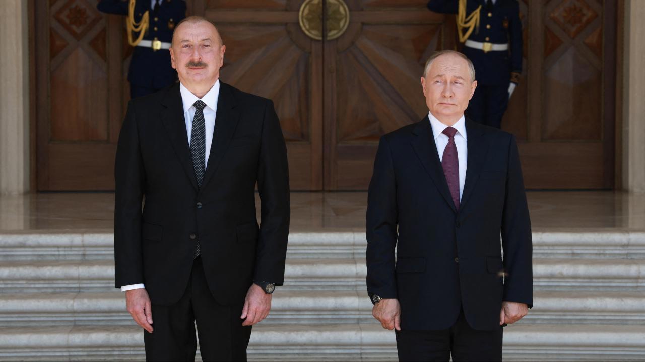 Putin, Aliyev'e Özür Diledi