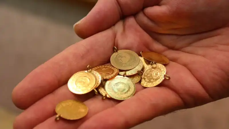 Altın Fiyatlarında Son Durum: 30 Nisan'da Canlı Rakamlara Göz Atın!