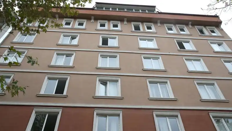 Kastamonu'da Otel Penceresinden Düşen Kadın Hayatını Kaybetti: Şoke Eden Olay