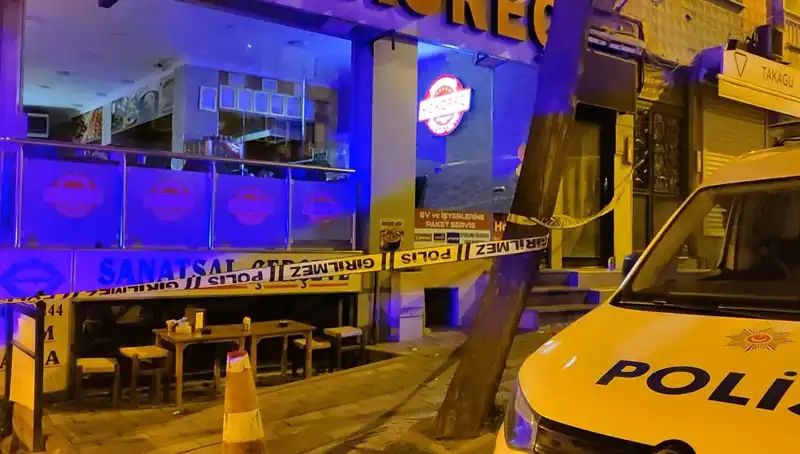 Üsküdar'da Çöp Kavgası: İki Komşu Arasındaki Tartışma Kanlı Bitti