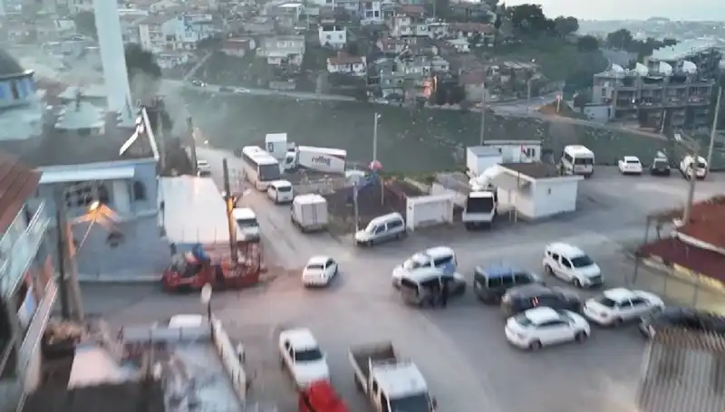 İzmir'de Gerçekleşen 99 Operasyonda 133 Şahıs Gözaltına Alındı!