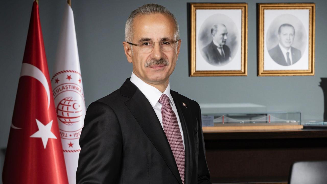 Bakan Uraloğlu, Halep ve Şam havalimanlarına teknik ekip göndereceğiz