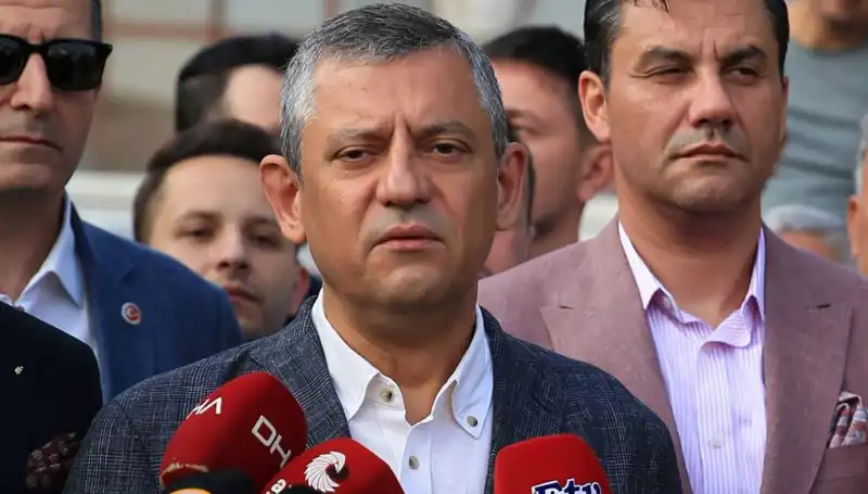 Bu Bayram, Özgür Özel'in Gözünden Farklı Geçiyor