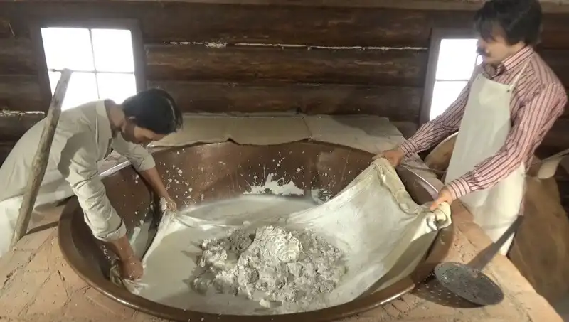 Türkiye'nin Eşsiz Hazinesi: "Dünyanın 18. Peynir Rotası" Müzesi Açıldı!