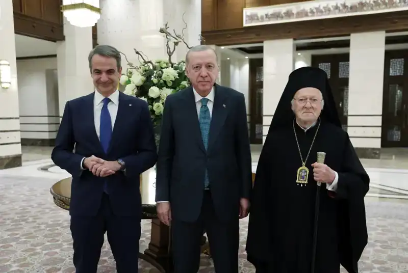 Miçotakis'in Ankara Ziyareti: Tespih Diplomasisi ile Yeni Bir Sayfa mı Açılıyor?