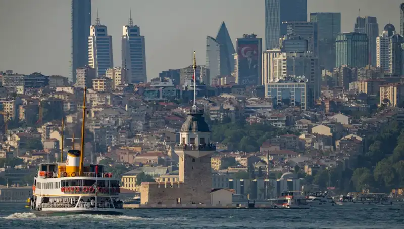 İstanbul’a Hafta Sonu Yaz Atmosferi Geliyor, Hazırlığınızı Yapın!