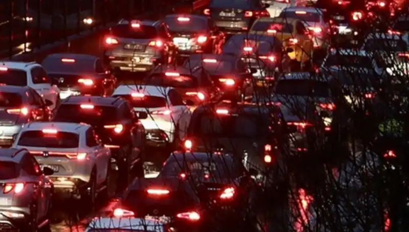 İstanbullulara Kötü Haber: Ankara Yolu 12 Saat Trafiğe Kapatılıyor!
