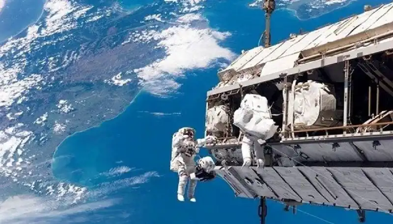 NASA ve Rusya Uzay İstasyonu İşbirliği: Yeni Dönem Başlıyor!