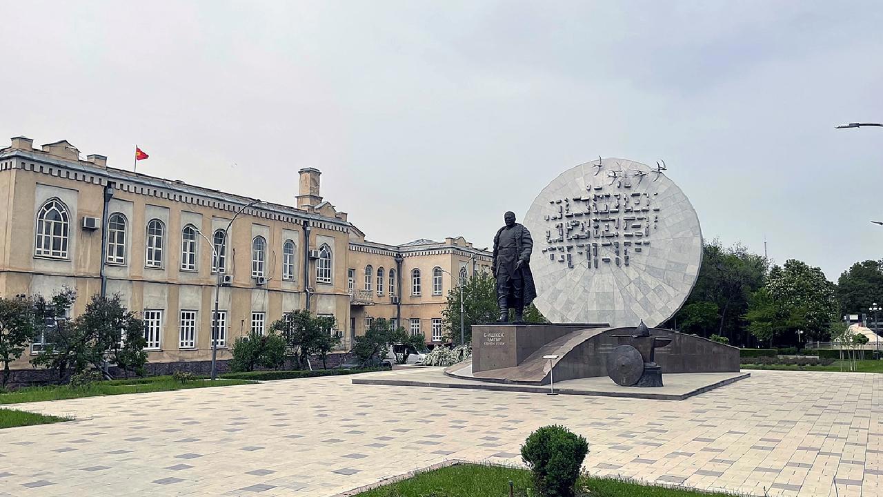 Kırgızistan'da FETÖ Bağlantılı Okullar Maarif Vakfı'na Devredildi