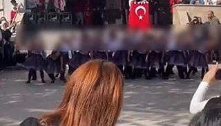 Mühtehcen’in Şarkı Sözleri 29 Ekim Gösterisinde Kullanıldı: Soruşturma Başlatıldı