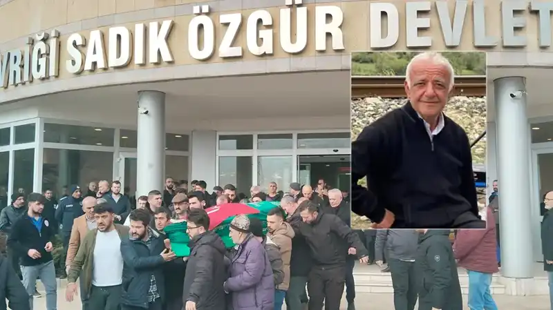 Sivas'ta Doktor Hastasını Muayene Ederken Kalp Krizi Geçirdi, Sağlık Camiası Yasta