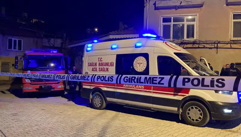 Yaşlı Adamın Gizemli Ölümü: Evinde Yangın Neden Çıktı?