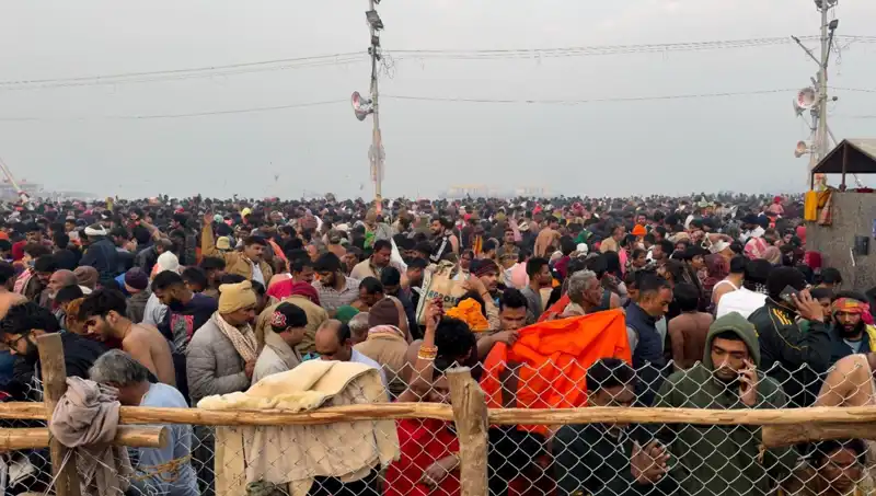 Hindistan’da Dini Festivalde Trajik İzdiham: 6 Can Kaybı!