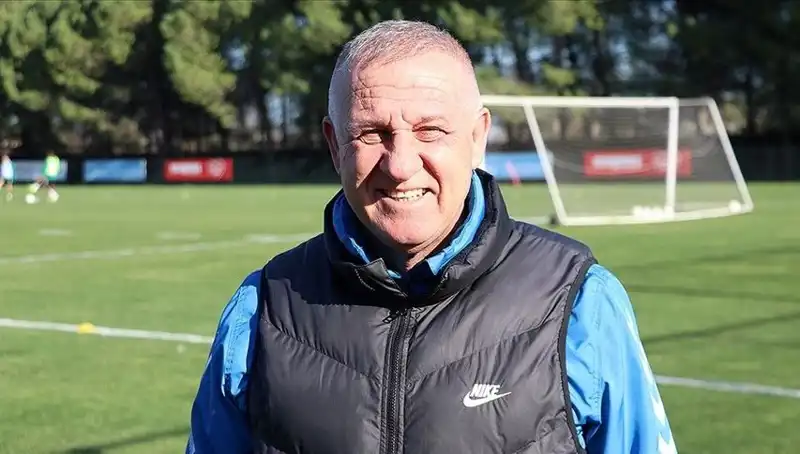 Ankaragücü'nde Şok Gelişme: Mesut Bakkal Görevine Son Verildi!