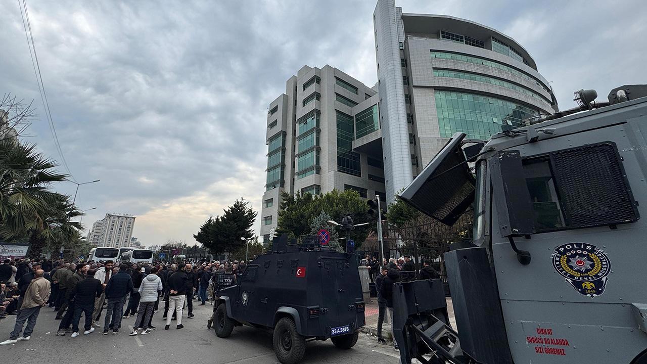 Akdeniz Belediye Başkanı Sarıyıldız'ın Görevlendirmesi Yapıldı