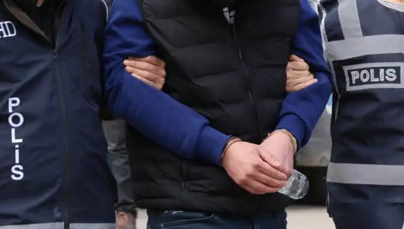 Ülke Genelinde DAEŞ Çetelerine Sıkı Darbe: 4 Gözaltı Operasyonu