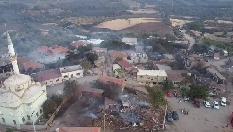 Çanakkale'deki Orman Yangını Havadan Görüntülendi! İşte Tüm Detaylar