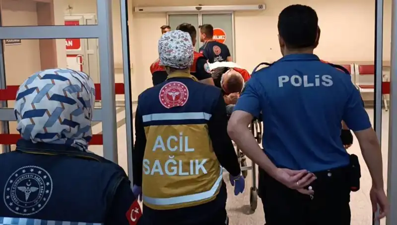 Polis Ekipleri Kaza Geçirdi: İki Yaralının Hayati Tehlikesi Yok