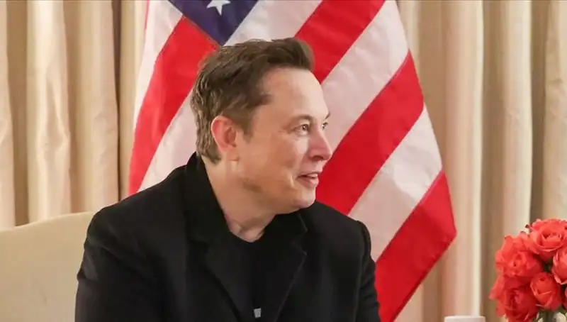 Elon Musk, Trump’a Destek Verip Zelenski’yi Suçladı: Beyaz Saray Tartışması Neyi Değiştirdi?