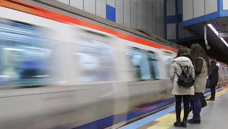İstanbul'da 1 Mayıs Tedbirleri Sonrası Ulaşım Durumu: Metro ve Metrobüs Açılacak mı?