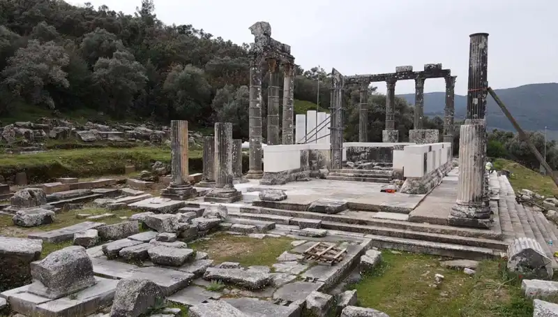Zeus Tapınağı’nda Tarihin İzleri Yeniden Hayat Buluyor!