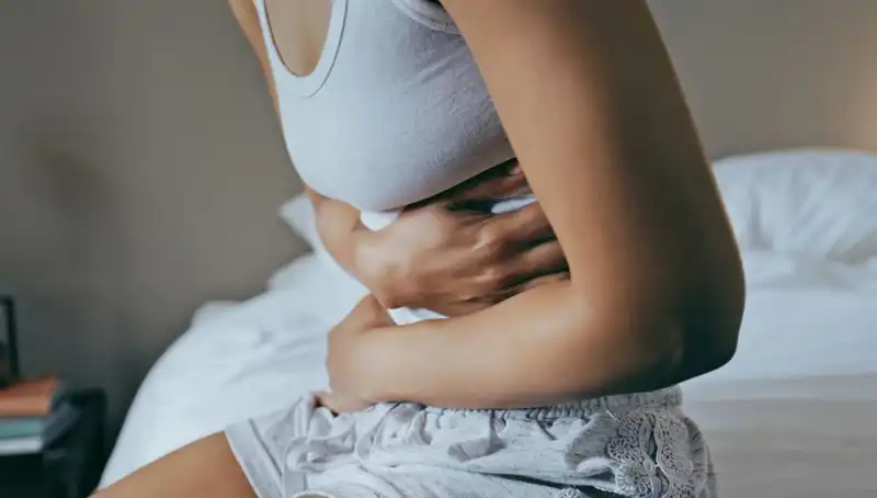 22 Yaşında Bağırsak Kanseri: Genç Yaşta Tehdit Oluşturan Belirtiyi Görmezden Geldi