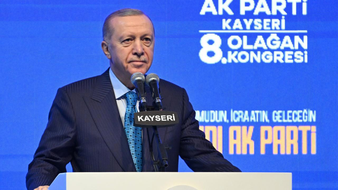 Cumhurbaşkanı Erdoğan: YPG sorunu yakında çözülecek
