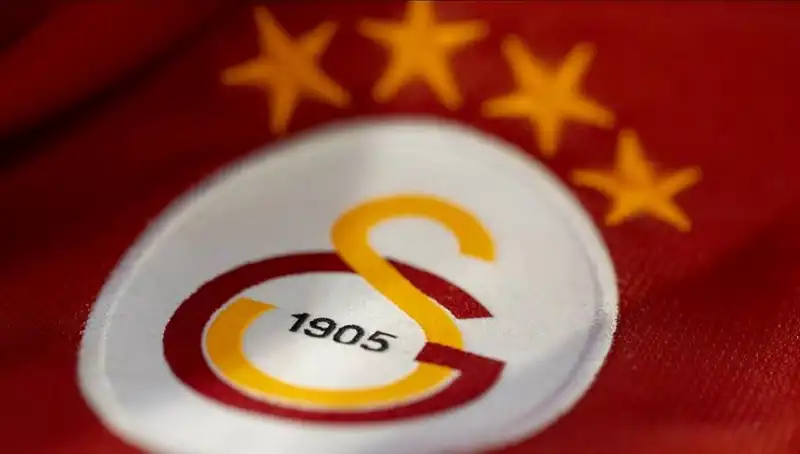 Galatasaray'da Tarihi Divan Kurulu Toplantısı: Gündem Ne Olacak?