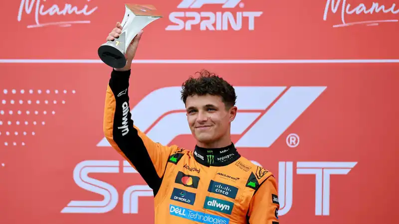 Formula 1’in Yeni Yıldızı: Lando Norris Şampiyonlukta Zafer Kazandı!