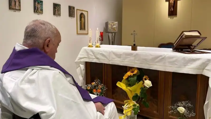 Papa’nın Sağlığı İle İlgili Sevindirici Gelişme: Artık Kendi Başına Nefes Alabiliyor