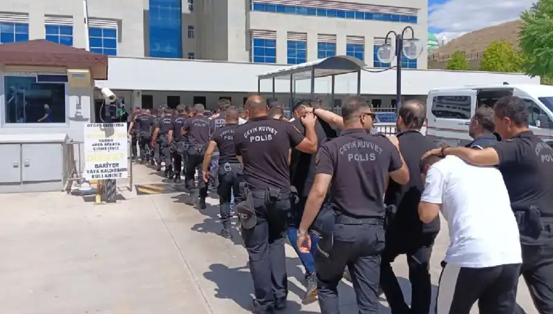 Ankara'da Tehdit Dolu Haraç Operasyonu: Çetenin İçinde Avukatlar da Bulundu!