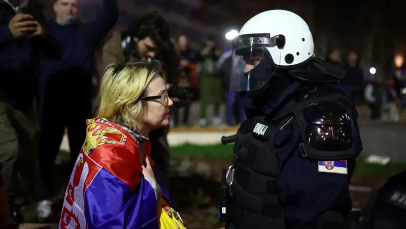 Sırbistan’da Protestolara Sonik Silahlı Müdahale: Muhalefet AİHM’e Gidiyor
