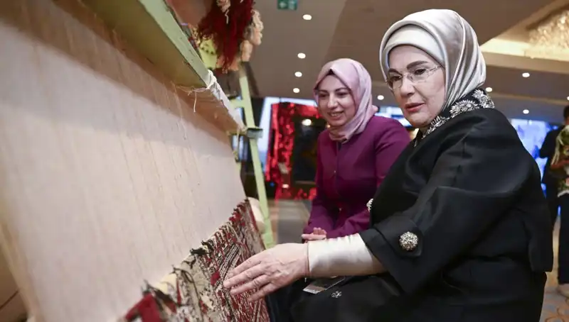 Emine Erdoğan'ın Elde Yaptığı Halı, Depremzedelere Umut Olacak