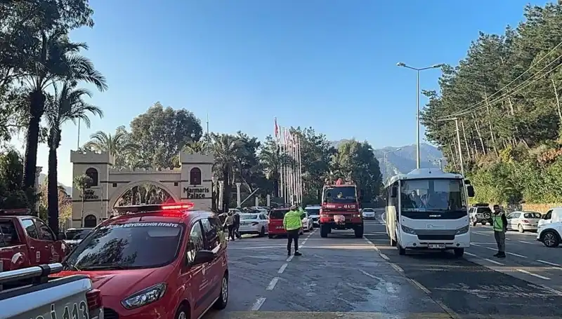 Muğla'daki Beş Yıldızlı Otelde Yangın Paniği: Misafirler Tahliye Edildi